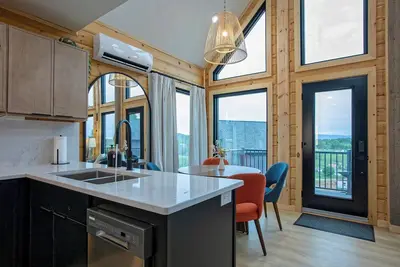 Image de The Fives - 22494 Serene View