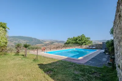 Image de Quadruple with Ensuite Bathroom