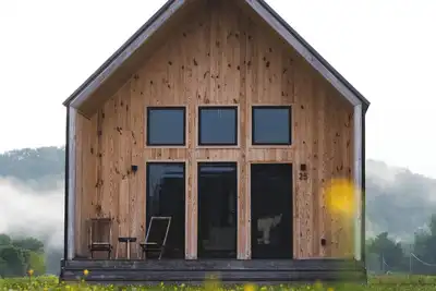 Image de Perfect Perch at Three Suns Cabins