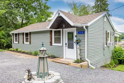 Image de Adirondack Home #8