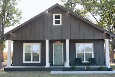 Image de Caster, Steel Bend Guest Houses: Caster