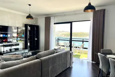 Image de Top Location-2br Seafront&Steps to Ferry byArcoBnb