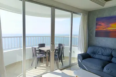 Image de 2 Bedroom Oceanfront Apartment with Restaurant