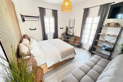 Image de Studio 'Aeolian Blu 9' avec vue sur la mer, Wi-Fi et climatisation