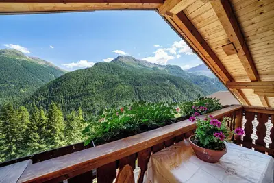 Image de Appartement de vacances 'Dachwohnung' avec vue sur la montagne, terrasse commune et Wi-Fi