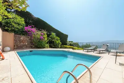 Image de Villa 289m² 4 Chambres Piscine et Vue Mer