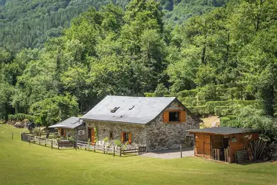 Image de Maison de vacances 'L'authentik' avec vue montagne, terrasse privée et climatisation