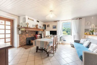 Image de Appartement \"Bellevue Accous\" avec vue sur les montagnes, terrasse privée et Wi-Fi