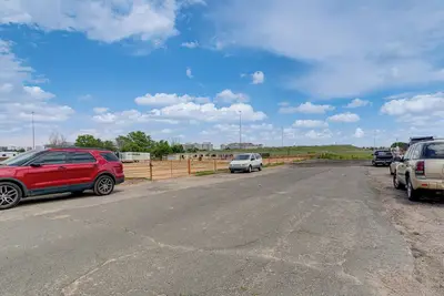 Image de Cozy 2br Home by Dia & Cu Med, Smoke-free