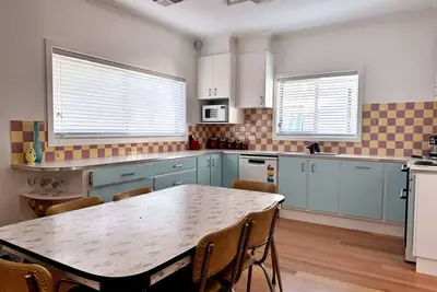 Image de Happy Stays - Retro Haven