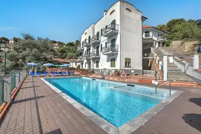 Image de Seaview Pool Retreat - T26, Andora, Italy