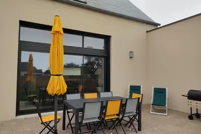 Image de Invitation au Bord de Mer Portbail 400m plage