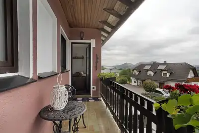 Image de Appartement \"Haus Elena\" avec vue sur les montagnes, terrasse privée et Wi-Fi