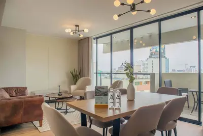 Image de w* | Modern 3br w/ Balcony Near Kennedy Park