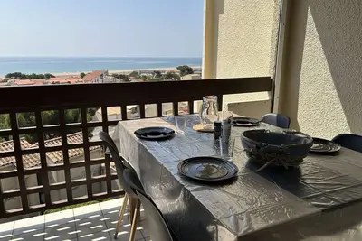 Image de Charmant T2 mezzanine avec vue mer et parking