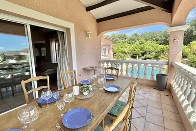 Image de Villa spacieuse avec piscine et climatisation à Ajaccio