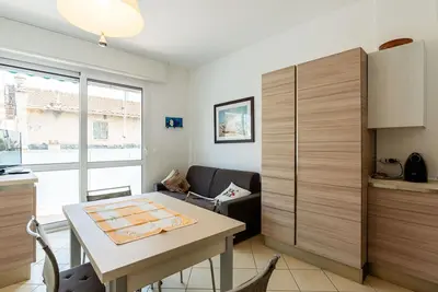 Image de Confortable appartement pour 4 personnes avec climatisation, Wifi, Tv, balcon et animaux admis