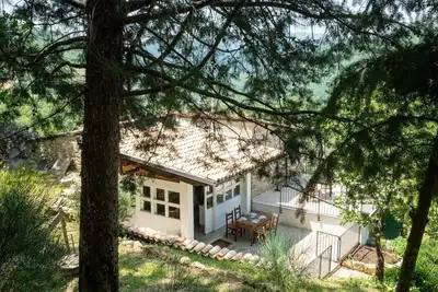 Image de Belle maison de vacances privée pour 5 personnes avec Wifi, terrasse et animaux admis