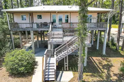 Image de Hermit Haven- New Listing!