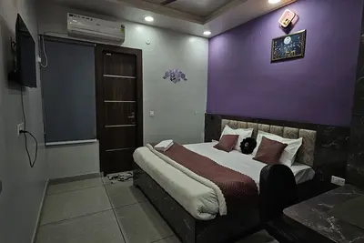 Image de Hôtel MoonLit, nous aimons vous aider