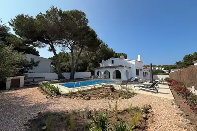 Image de Villa climatisée, piscine privée et grand jardin
