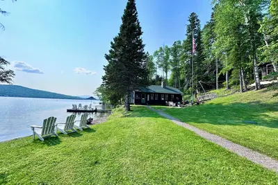 Image de Amazing Rangeley lakefront family compound! 480 feet of private shorefront!
