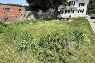 Image de Quaint home with large yard, pet friendly, bike storage right off the trailhead