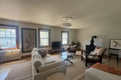 Image de 2-bedroom home in the heart of Hudson