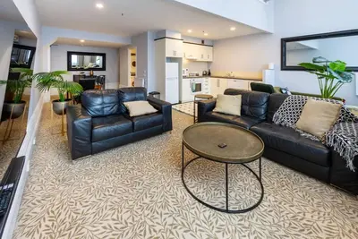 Image de 2br Apartment, Ogb, Central, Pool, Free Carpark