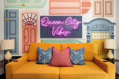 Image de 5 Bd 2. 5 bath house in Charlotte w/Hot Tub, Game Room, Putting Green, & Fire Pit