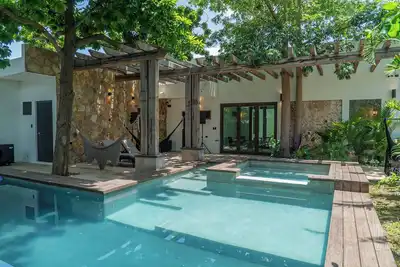 Image de Project 52 - Amazing 5 Br house