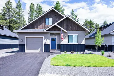 Image de Bighorn Basecamp- Mountain family getaway near lake - Pet friendly