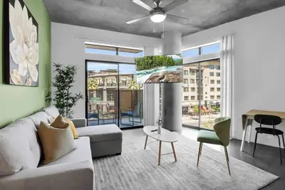 Image de Centric 3br |In Heart of Dtphx|Pool+Free Parking