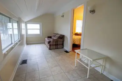 Image de Whole House 5 min from Airport 5-Beds sleep 10