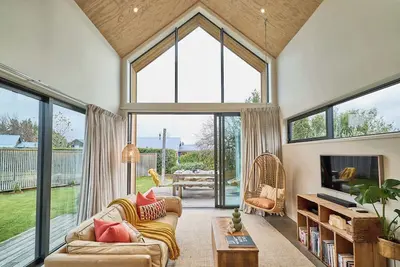 Image de Central Two Bedroom Two Bathroom House