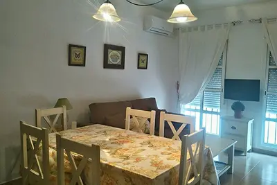 Image de 2 Bedroom Apartment Near The Beach