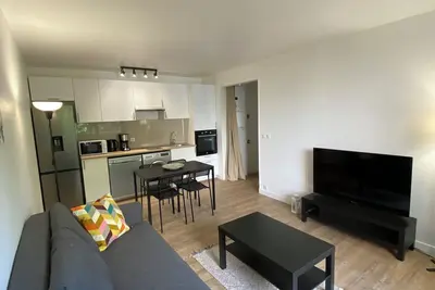 Image de Charmant appartement avec chambre à colombes (92)