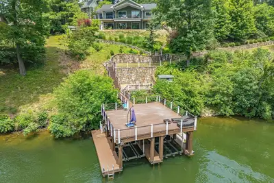 Image de Lakefront home on Claytor Lake with private dock, scenic decks, stylish interiors, and cozy bedrooms