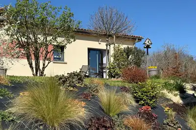 Image de Maison de charme avec vue sur Excideuil, au calme