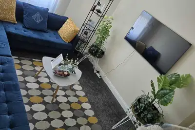 Image de Charmant appartement à Wolverhampton avec entrée privée