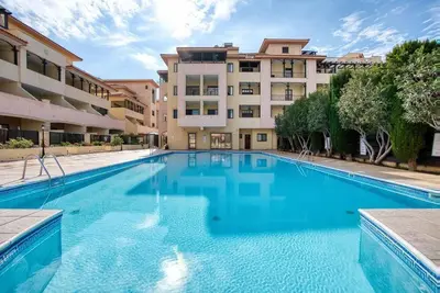 Image de 2 bedroom apartment central, 10 minutes from Paphos harbour and beach
