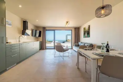 Image de \"The Green\" - Vue mer & parking aux Rosaires