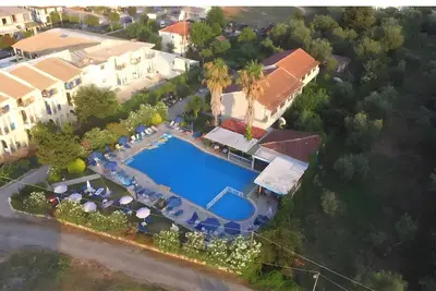 Image de Appartement 'Alexandros Two Bedroom 4' avec piscine partagée, Wi-Fi et climatisation