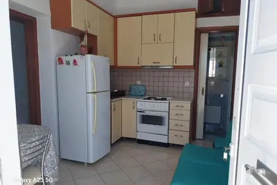Image de Appartement 'Menidi Studio' avec vue sur la mer, Wi-Fi et climatisation