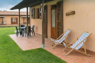 Image de Appartement 'Frassino' avec piscine partagée, Wi-Fi et climatisation