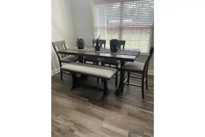 Image de Private Spacious New 4 Bdrm W/ Whirlpool Tub