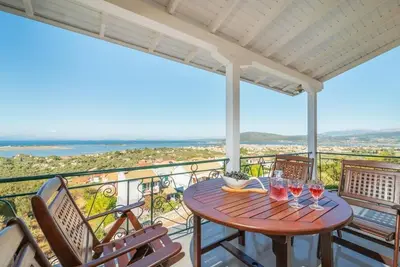 Image de Niver Suites *Luxury and Tradition in the Heart of Lefkada Island*