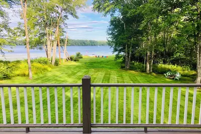 Image de Charming 3 bedroom lake house on Damariscotta Lake.