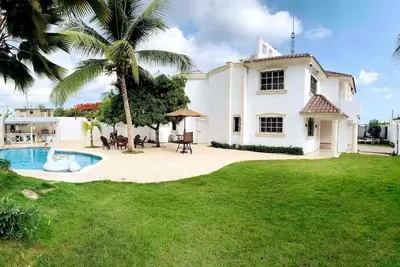 Image de Spacious 8-bedroom villa in welcoming Santo Domingo Este with WiFi, Ac