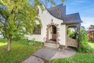 Image de Historic Tudor Cottage - Cute 3 Bedroom Home